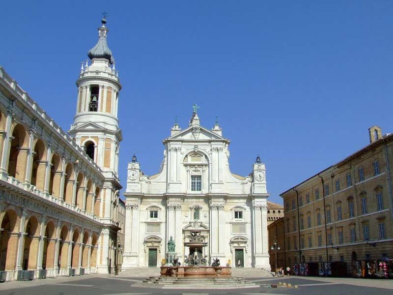 B&B Del Corso Loreto Exterior photo